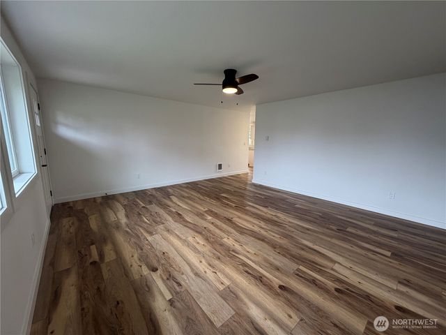 303 Railroad Street SW, Yelm, WA 98597