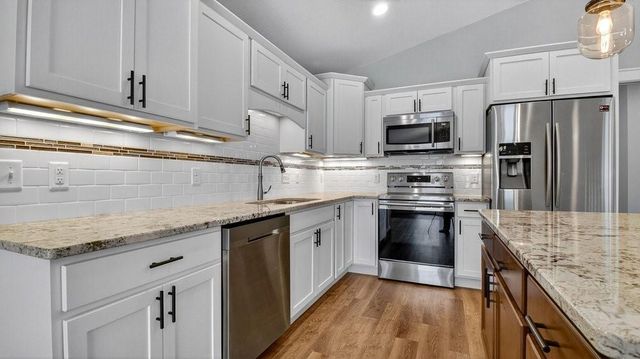 5580 Green Park Drive, Eau Claire, WI 54703