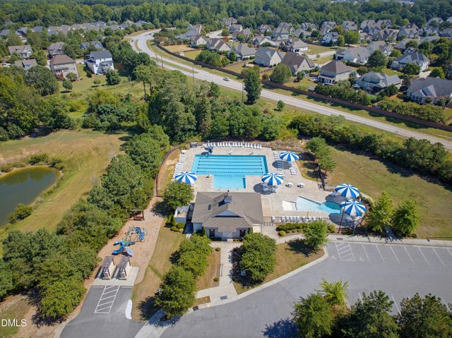 154 Moss Creek Place, Fuquay Varina, NC 27526