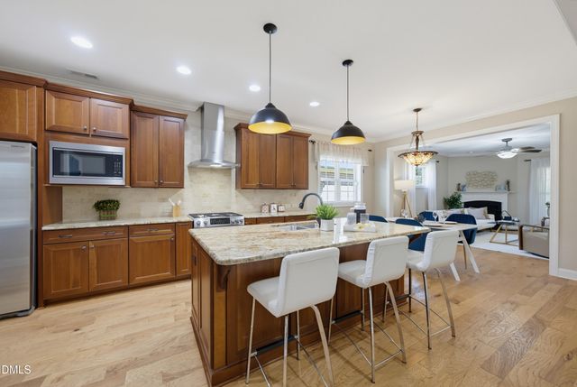 154 Moss Creek Place, Fuquay Varina, NC 27526