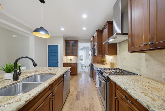 154 Moss Creek Place, Fuquay Varina, NC 27526