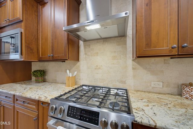 154 Moss Creek Place, Fuquay Varina, NC 27526
