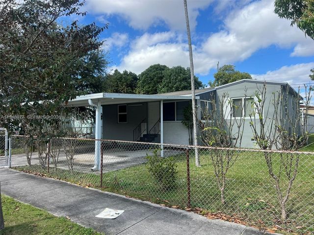 5561 SW 5th Ter, Miami, FL 33134