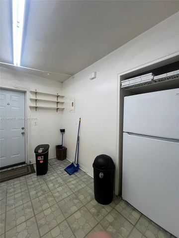 5561 SW 5th Ter, Miami, FL 33134