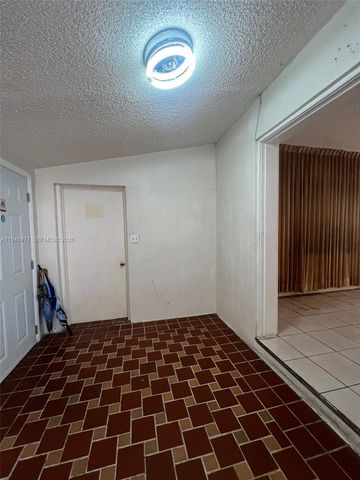 5561 SW 5th Ter, Miami, FL 33134