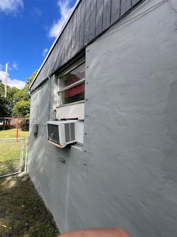 5561 SW 5th Ter, Miami, FL 33134