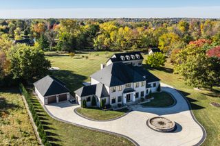 949 W 136th Street, Carmel, IN 46032