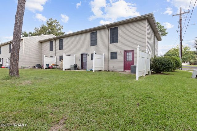 201 High Meadows Boulevard 101, Lafayette, LA 70507