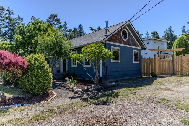 305 49th Street, Port Townsend, WA 98368