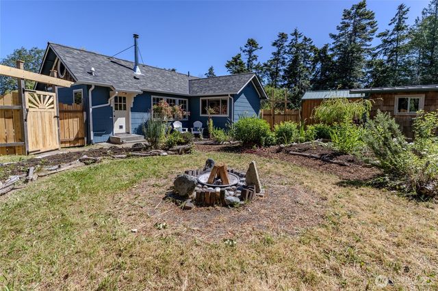 305 49th Street, Port Townsend, WA 98368
