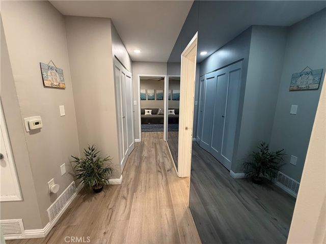 1174 E Ocean 10, Long Beach, CA 90802