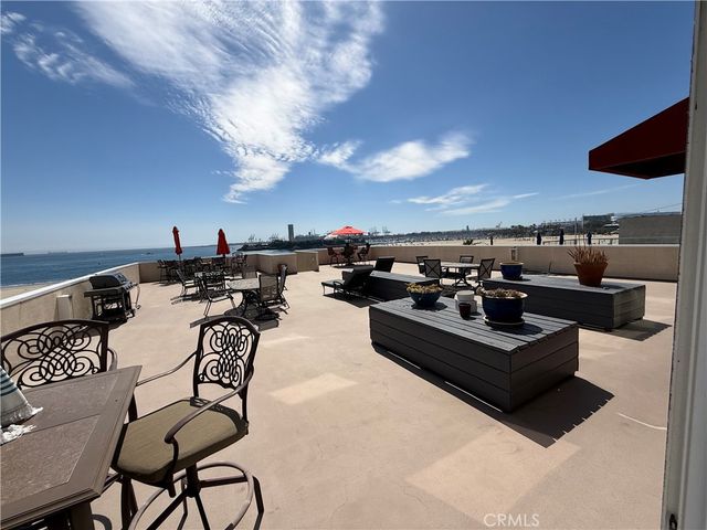1174 E Ocean 10, Long Beach, CA 90802