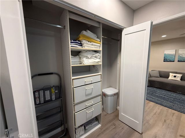 1174 E Ocean 10, Long Beach, CA 90802