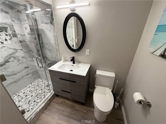 1174 E Ocean 10, Long Beach, CA 90802