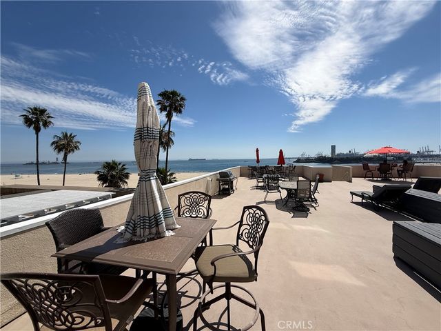 1174 E Ocean 10, Long Beach, CA 90802