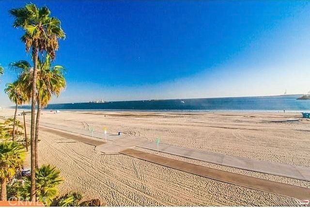1174 E Ocean 10, Long Beach, CA 90802