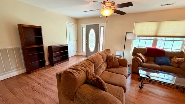 1026 Bluff View Road, Dayton, TN 37321