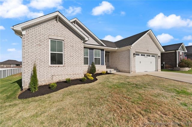 2413 Ridgewood Court, Jeffersonville, IN 47130