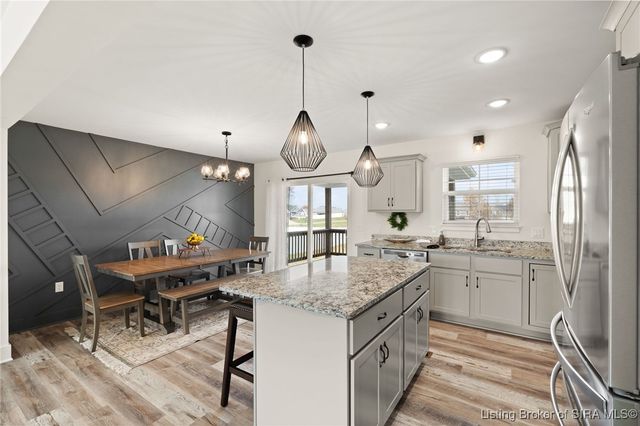 2413 Ridgewood Court, Jeffersonville, IN 47130