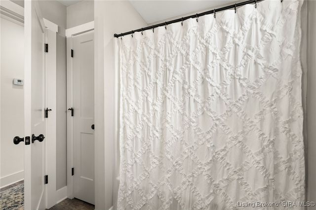 2413 Ridgewood Court, Jeffersonville, IN 47130