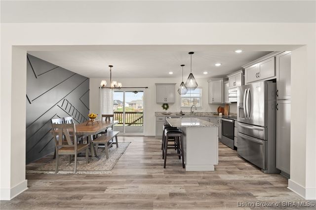 2413 Ridgewood Court, Jeffersonville, IN 47130