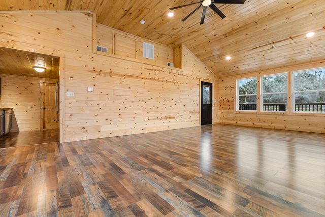 7014 Highway 15, Rogers, KY 41365