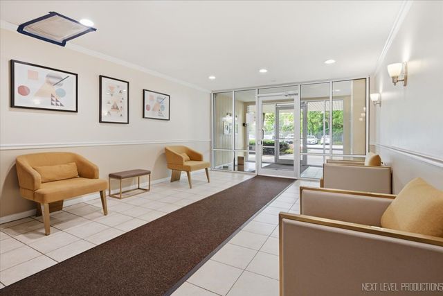 5506 LINCOLN Avenue 521, Morton Grove, IL 60053