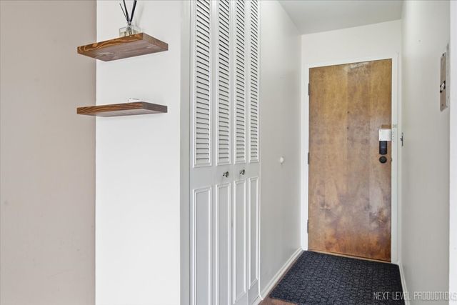 5506 LINCOLN Avenue 521, Morton Grove, IL 60053
