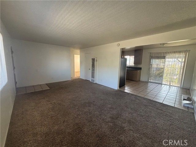 701 E Oakland, Hemet, CA 92543