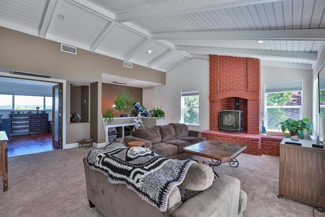 3081-3079 Little Spur, Somerset, CA 95684