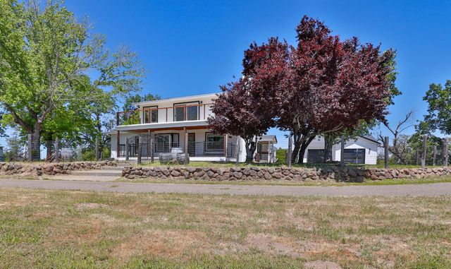 3081-3079 Little Spur, Somerset, CA 95684