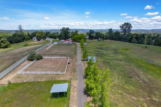 3081-3079 Little Spur, Somerset, CA 95684