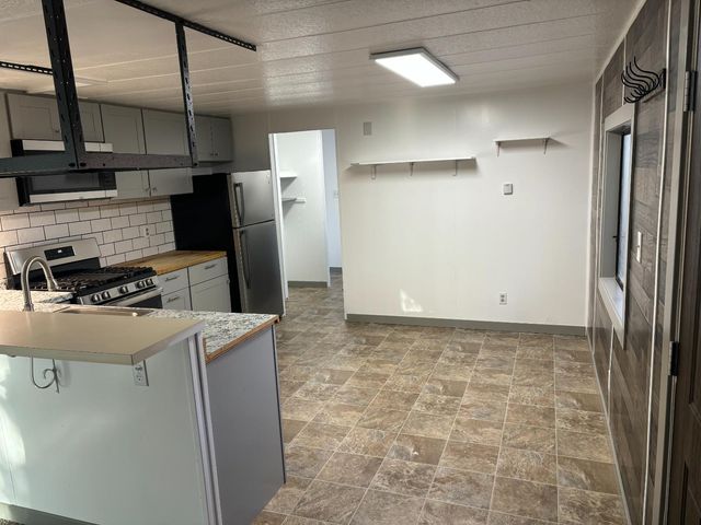 3081-3079 Little Spur, Somerset, CA 95684