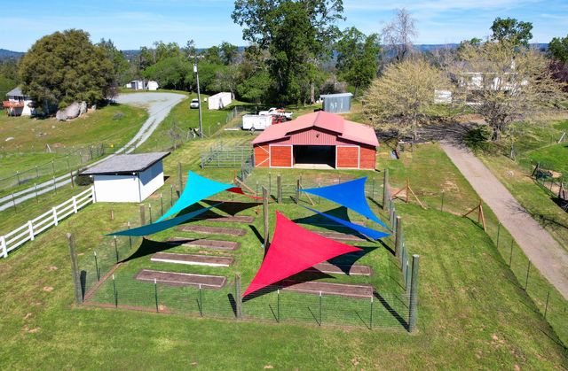 3081-3079 Little Spur, Somerset, CA 95684