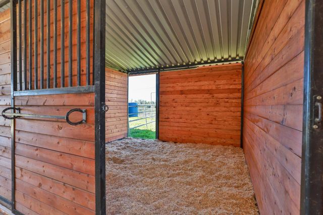 3081-3079 Little Spur, Somerset, CA 95684