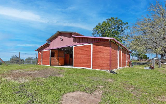 3081-3079 Little Spur, Somerset, CA 95684