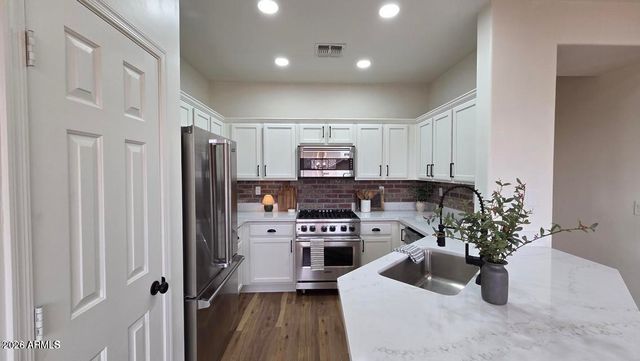 39606 N Prairie Lane, Anthem, AZ 85086