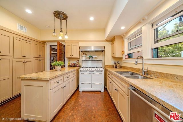 163 S Kingsley Drive, Los Angeles, CA 90004