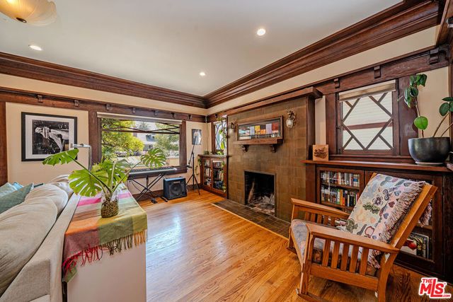 163 S Kingsley Drive, Los Angeles, CA 90004