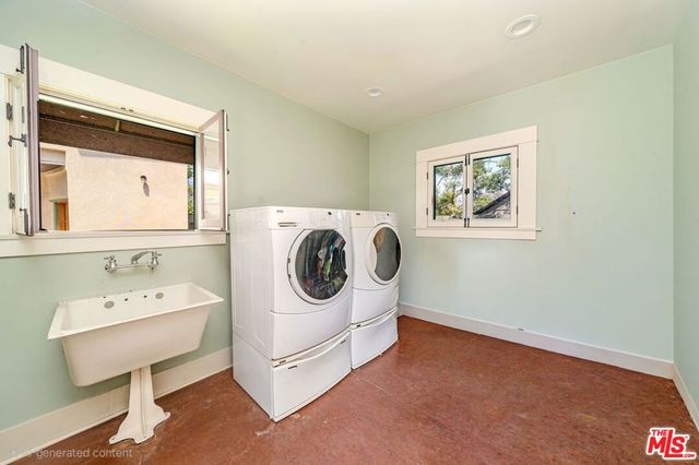163 S Kingsley Drive, Los Angeles, CA 90004