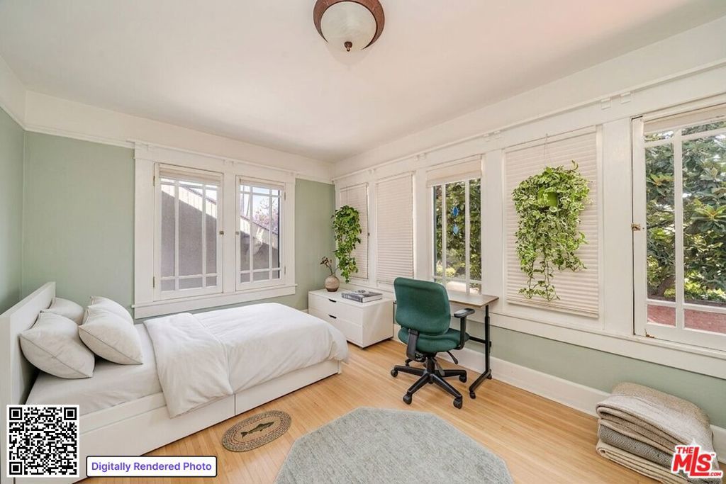 Image 34 of property listing at 163 S Kingsley Drive, Los Angeles, CA 90004