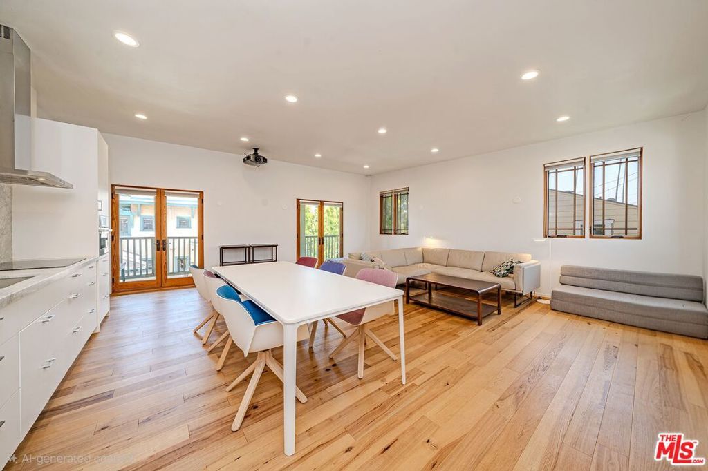 Image 41 of property listing at 163 S Kingsley Drive, Los Angeles, CA 90004