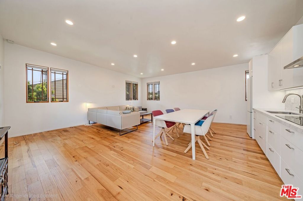 Image 43 of property listing at 163 S Kingsley Drive, Los Angeles, CA 90004