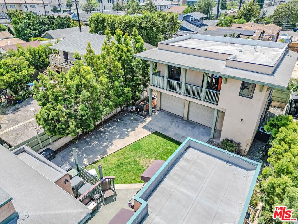 Image 62 of property listing at 163 S Kingsley Drive, Los Angeles, CA 90004