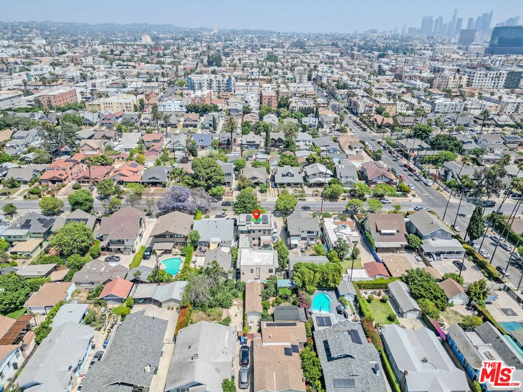 Image 67 of property listing at 163 S Kingsley Drive, Los Angeles, CA 90004