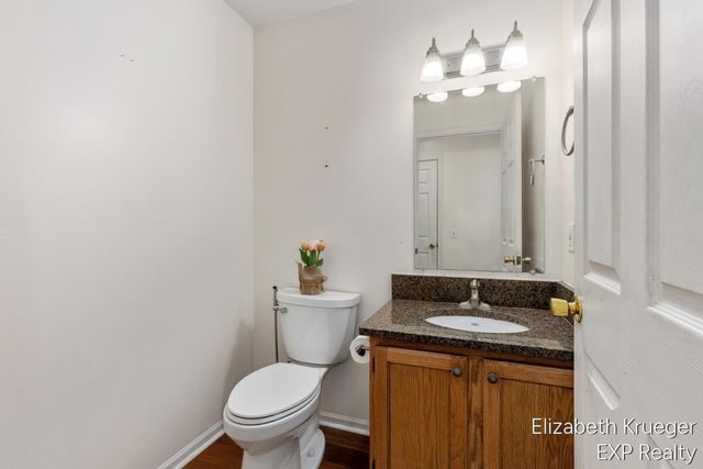 3292 Park Ridge Lane, Grand Rapids, MI 49525