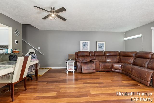 3292 Park Ridge Lane, Grand Rapids, MI 49525