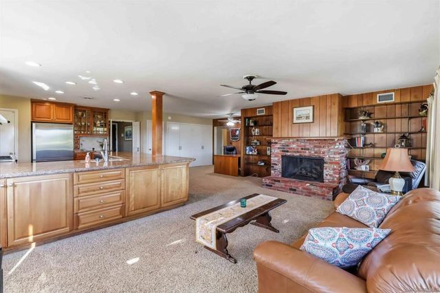 2083 Flying Hills, El Cajon, CA 92020