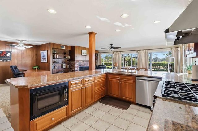 2083 Flying Hills, El Cajon, CA 92020
