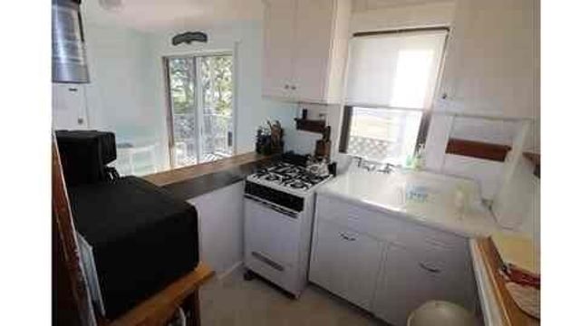 85 Thatcher Rd 2, Rockport, MA 01966